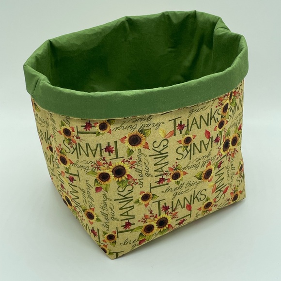 Fall Thanksgiving Fabric Basket / Fall Decor / Storage and Organizer Bin - Picture 2 of 3